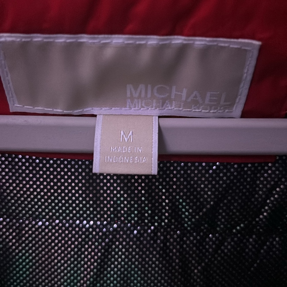 Puffer Jacket - Picture 2 of 3